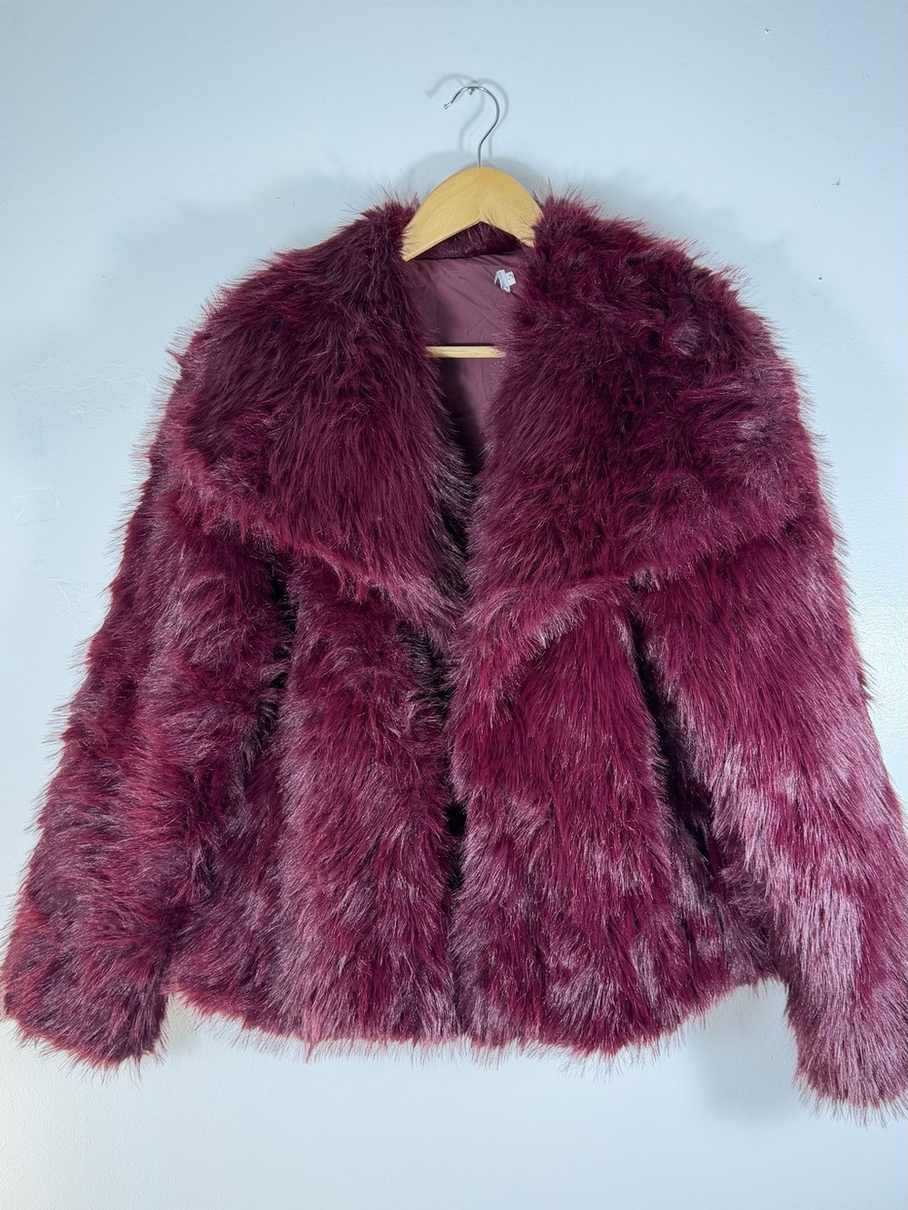 Plush Burgundy Teddy Jacket - Cozy Faux Fur Women's Coat